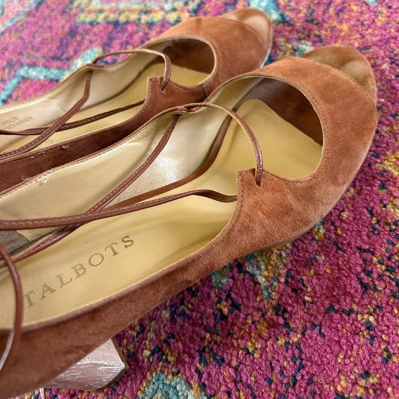 Talbots | Women’s rust brown suede leather peep toe ankle tie Hilary heels, sz 9 - Picture 10 of 14